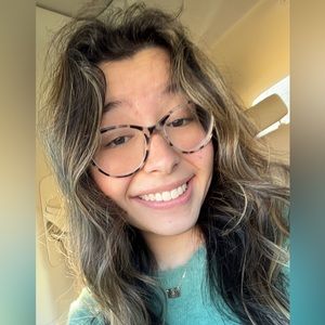 Meet your Posher, Madison